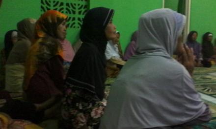 Pengajian Rutin Malam Akhad Pahing Mushola Darussalam