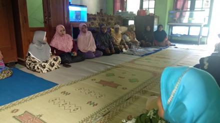 Pengajian Rutin Ibu-ibu PKK Dusun Gunungsaren Lor