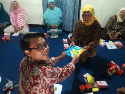 Pertemuan Rutin UP2K (Usaha Peningkatan Pendapatan Keluarga).