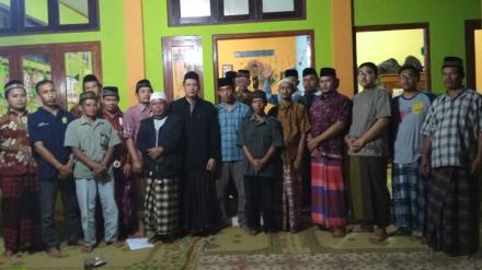 Rapat rutin dengan LPMD di Dusun Bendo