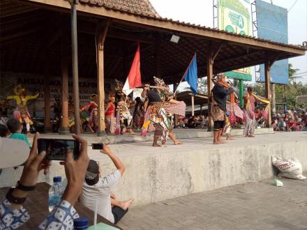 Festival Reog Meriahkan Hari Jadi Desa Trimurti