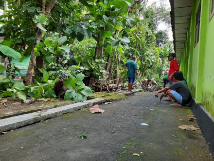 Warga RT 78 Antisipasi Demam Berdarah Dengue (DBD)