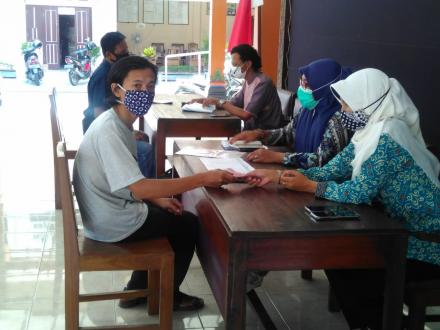 Penyaluran BLT DD Tahap III Kalurahan Trimurti