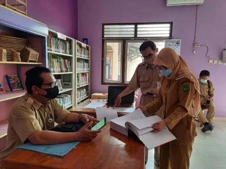 Perpusda Kab. Bantul Sambangi Griya Baca Trimurti