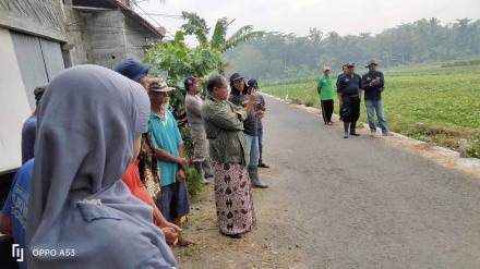 Operasi Pemberantasan Hama Tanaman Jagung dan kedelai serentak di Bulak Selomurti