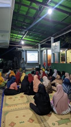 Memperingati Hari Isra Mi'raj Bersama KKN UAD Unit Sapuangin di Masjid An-Nur Mangiran
