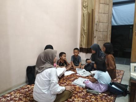 Bimbingan Belajar Bagi Anak-Anak Gerso